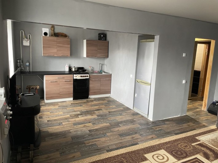 Продам 3-х комнатную квартиру - фото 1