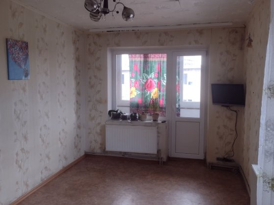 Однокомнатная квартира ( маг. Гастроном) Вольногорск