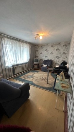 Продам 2-кімнатну квартиру, 1 поверх, Новомиколаївка - фото 1