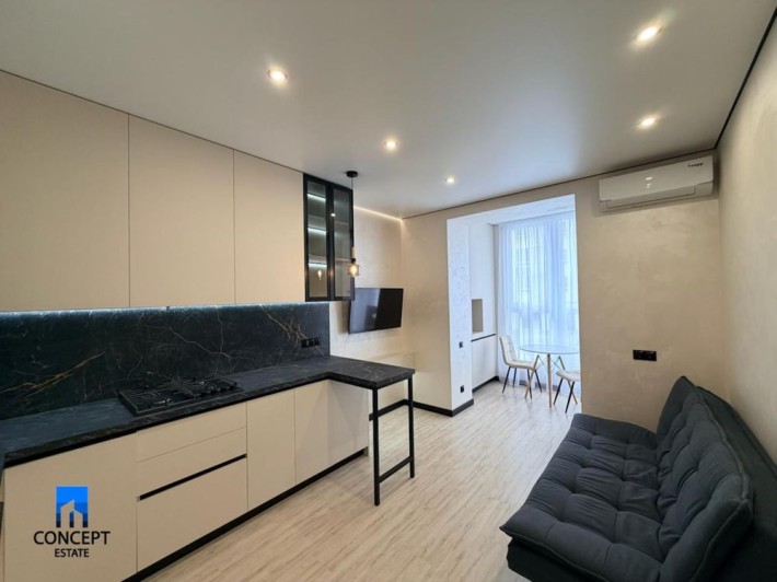 Продам шикарную 2к квартиру ЖК Днепровская Брама 2 - фото 1