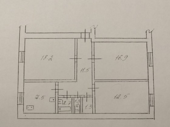 Квартира 3 кімнати Рокувата 1 повер Кривий Ріг 71,9 м² Терноватый Кут