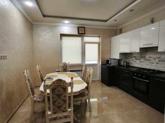 Продається трикімнатна квартира в мік. Минай Код: 40896 Мінай