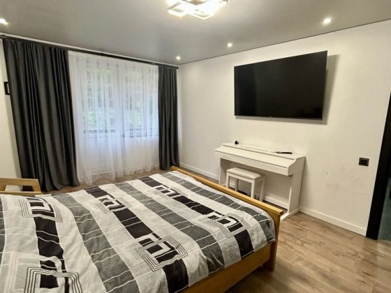 Кравтира в містечку Мижгірʼя Закарпатськоі області Міжгір'я