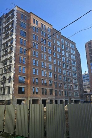 Продаж 2к в Міленіум біля озера Millennium - фото 1