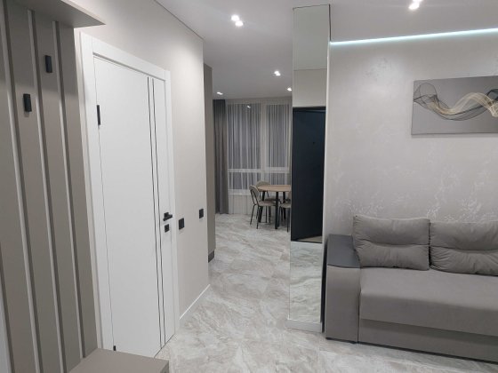 Власник!  1-кімнатна квартира на Парковій Алеї Угорники