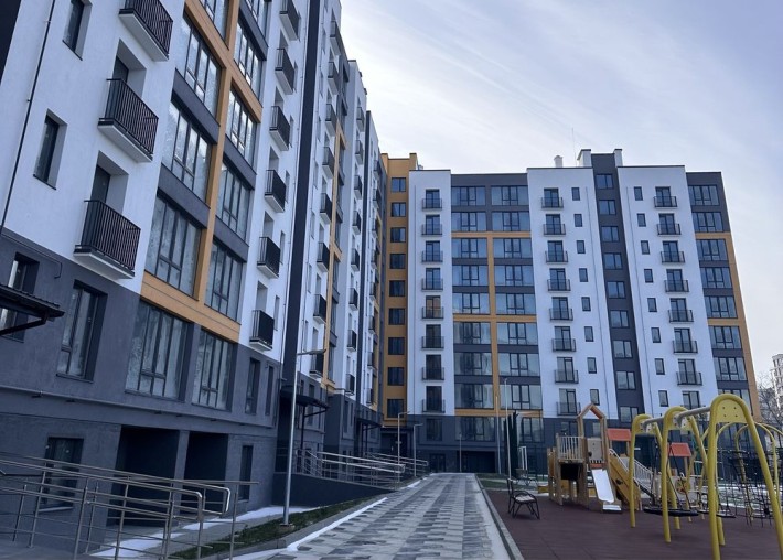 Продається однокімнатна квартира на Каскаді з газовим опаленням котлом - фото 1