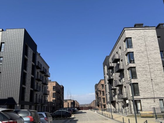 Двокімнатна квартира  біля озера , кухня студія Крихівці