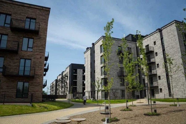 ЗДАНА 2 кім. квартира 65м2 в районі Озера ЖК "Долішній" - фото 1