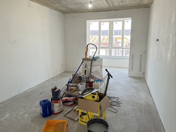 3 кімнатний сирець з початковим ремонтом Вовчинець