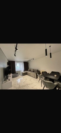 Продам квартиру , Власник , 92 квадрати , з новим ремонтом ! - фото 1