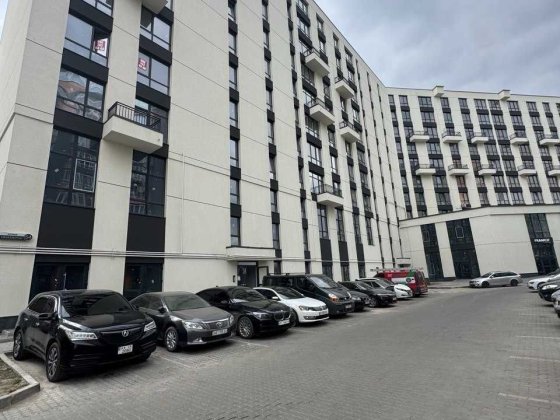 3-кім квартира у зданому будинку ЖК Міленіум  4 поверх Криховцы