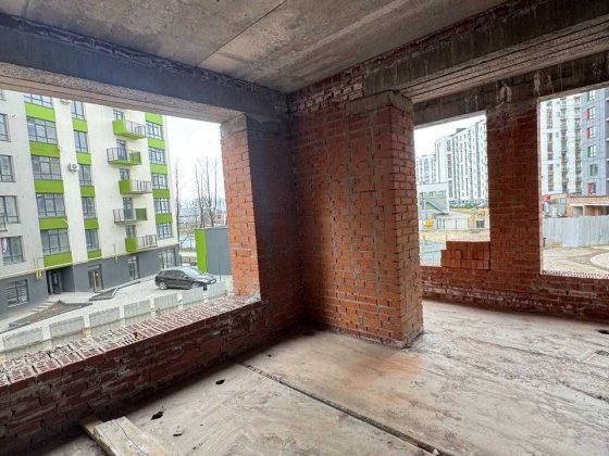 3-кімнатна квартира ЖК Міленіум, 2 поверх, є розтермінування Криховцы