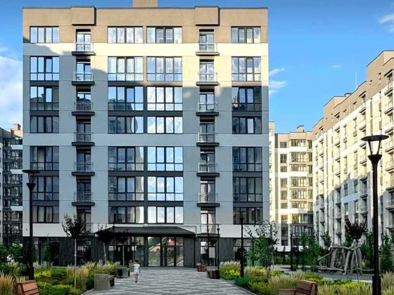 ГОТОВА до ремонту 2 кім. квартира в новобудові в районі Баму Крихівці