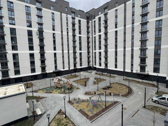 Продаж квартири до чистового ремонту Крихівці