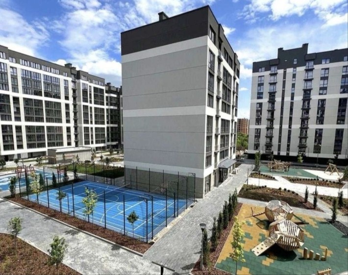 Здана  видова Однокімнатна квартира біля парку з комунікаціями - фото 1