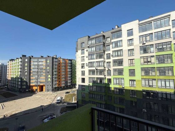 Продаж 3-кімнатної квартири 81 м² з видом на озеро, ЖК Міленіум SB Криховцы