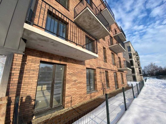 Терміново! Здана 2-кімнатна квартира в Клубному Містечку! Крихівці