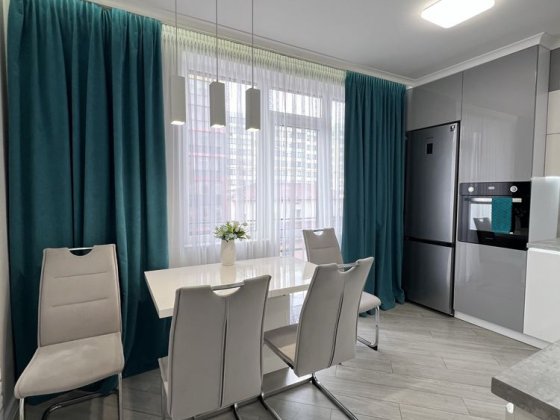 Двокімнатна квартира з якісним ремонтом Микитинцы