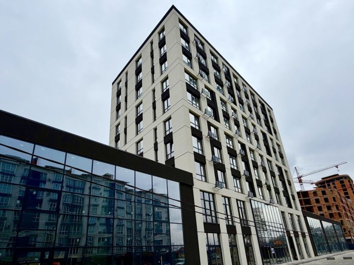 Локація озера та парку , 1,5 кім квартира з кухнею вітальнею понад 20м - фото 1