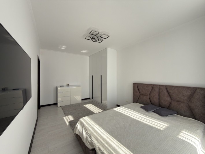 Продаж 3 кімнатної квартири - фото 1