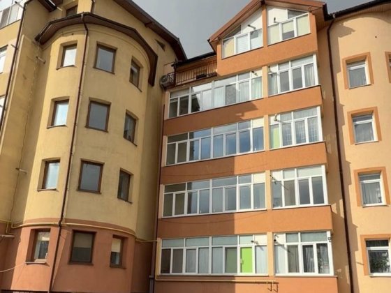 Продаю квартиру біля річки Микитинцы