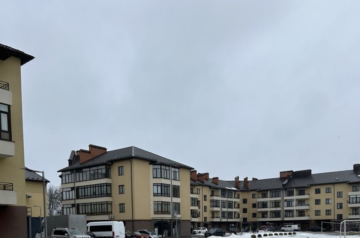 Простора двохкімнатна квартира в новобудові - фото 1