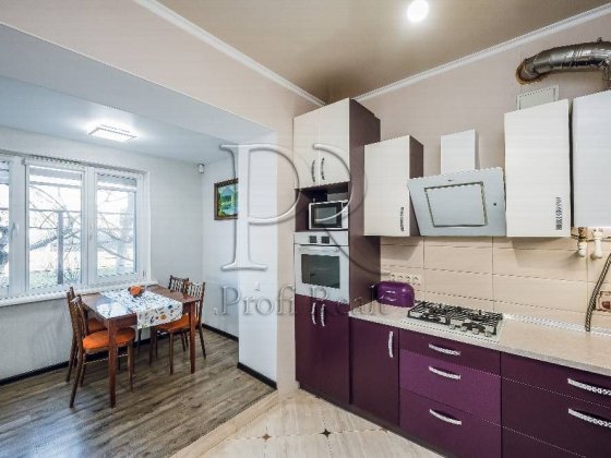 Продаж 2 кімн.квартири/Голосіївський/Теремки/Гатне/ремонт/газ Гатне