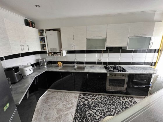 Податки 2%! Трикімнатна квартира на газу! Ворзель