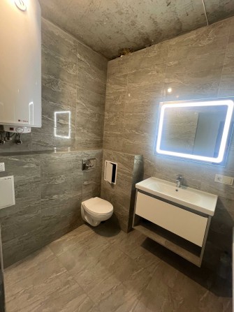 квартира з ремонтом у курортному місті Ворзель - фото 1