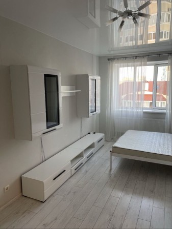 Продам 1-кім квартиру 37 м.кв ЖК Петрівський квартал - фото 1