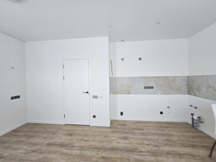 Квартира з ремонтом біля Варшавської траси без % - фото 1