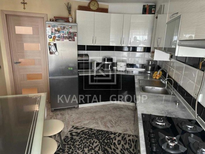 Продаж дворівневої 3к квартири за вигідною ціною - фото 1