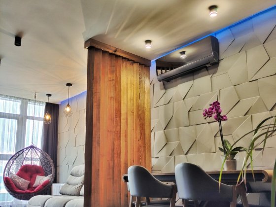 Дизайнерська 2-к в центрі Крюківщини. ВЛАСНИК. Крюківщина