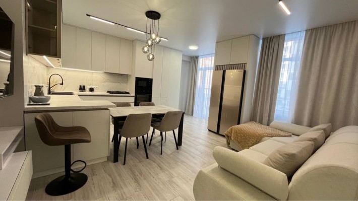 Продаж 2кк з авторським ремонтом в Гатному!!! - фото 1