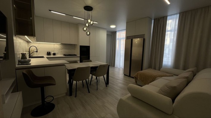 2-кімнатна квартира з ремонтом та меблями| ЖК Оптимісто| БЕЗ КОМІСІЇ! - фото 1