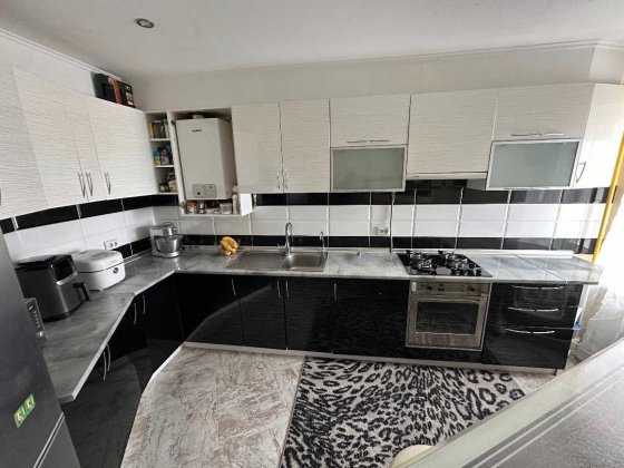 Продаж 3-кімнатної квартири з ремонтом, ЖК Гранд Вілас, мін.оформлення Ворзель