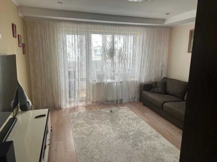 Продається простора дворівнева квартира - фото 1