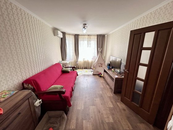 Продам 1-но кімнатну квартиру, у селі Святопетрівське Святопетрівське