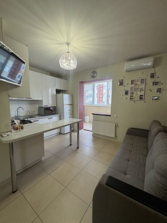 Продаж 1к квартири 43м2,  з ремонтом в ЖК Петрівський квартал . Без % - фото 1