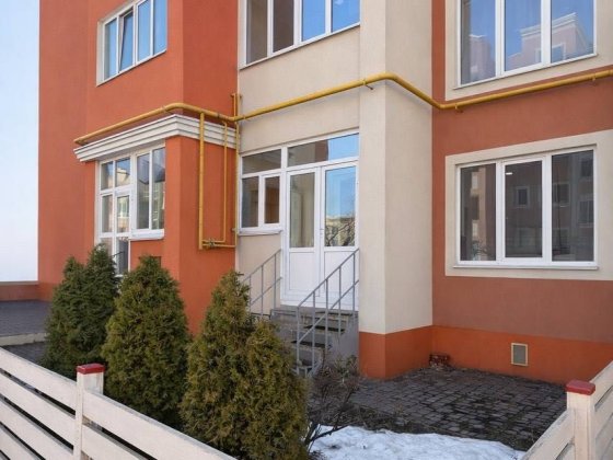 Продаж квартири з двориком в ЖК Петрівський квартал Святопетрівське