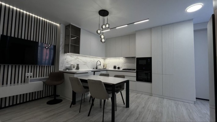 2к розпашонка 67 м² з ремонтом | Оптимісто - фото 1