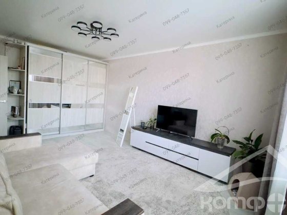 Світла 1-кімнатна квартира з сучасним ремонтом Славутич