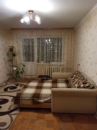 Продам двох кімнатну квартиру - фото 1