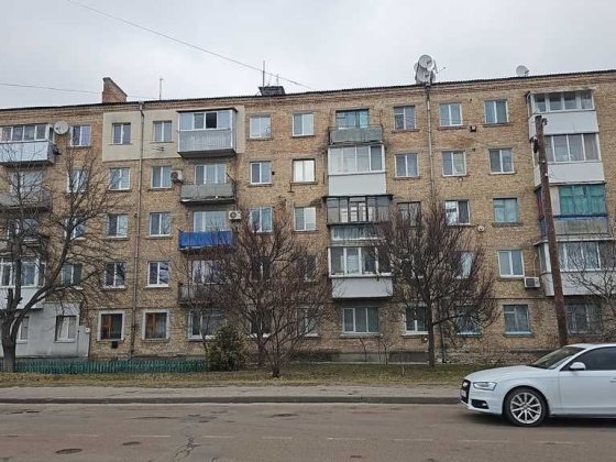 Квартира три кімнатна в м. Березань по вулиці Небесной Сотні 24 Березань
