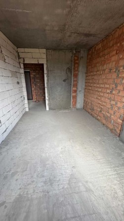 Продаж 1к квартири  Озеро закритий двір швидкий виїзд на Київ - фото 1