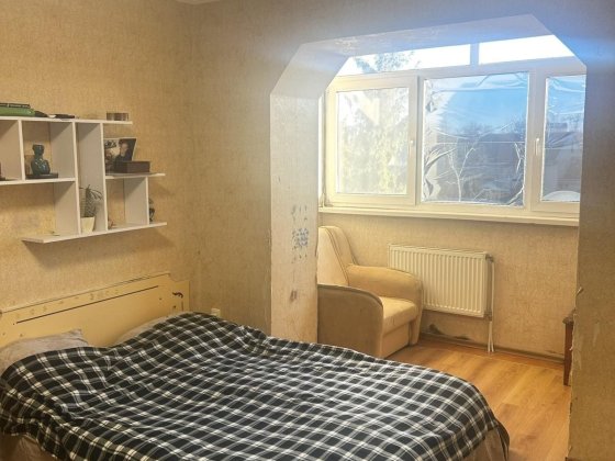 Простора, видова квартира в центрі міста  Тетіїв від власника. Тетиев