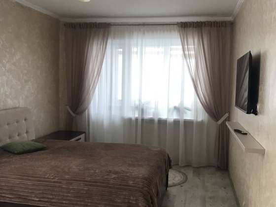 Продам 3-х кім.квартиру з евроремонтом у Бородянці центр Бородянка