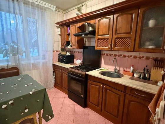 Продам 3к ремонт Бородянка