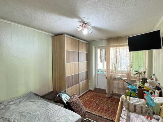 Продаж 2-кімнатної квартири в Немішаєве (район коледжу) Немішаєве