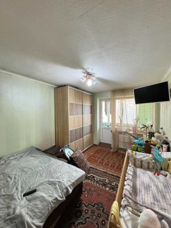 Продаж 2-кімнатної квартири в Немішаєве (район коледжу) - фото 1